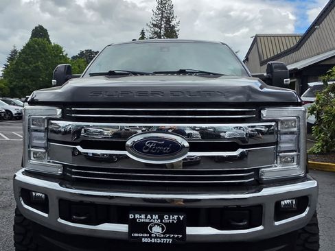 Used 2018 Ford F350 Lariat w/ Lariat Ultimate Package AWD/4WD image 12