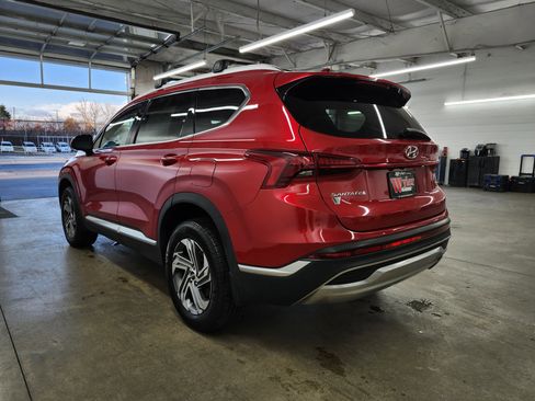 Certified 2022 Hyundai Santa Fe SEL image 29