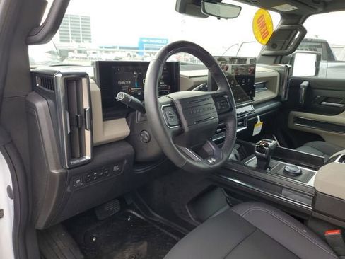 New 2026 GMC Hummer EV 4x4 Crew Cab image 21