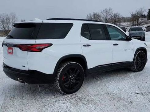 Certified 2023 Chevrolet Traverse Premier w/ Redline Edition image 8