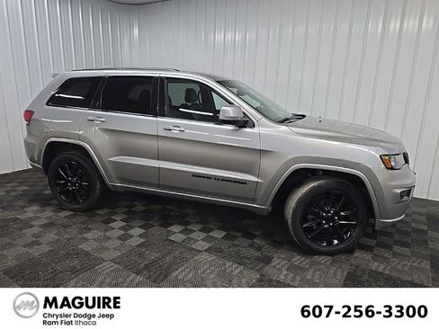 Used 2020 Jeep Grand Cherokee Altitude AWD/4WD image 1