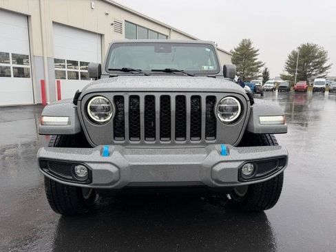 Used 2022 Jeep Wrangler Unlimited Sahara image 11