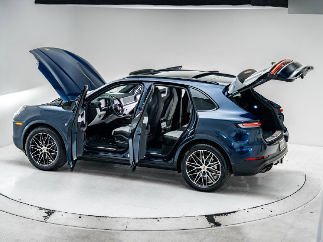 Certified 2026 Porsche Cayenne AWD/4WD image 39
