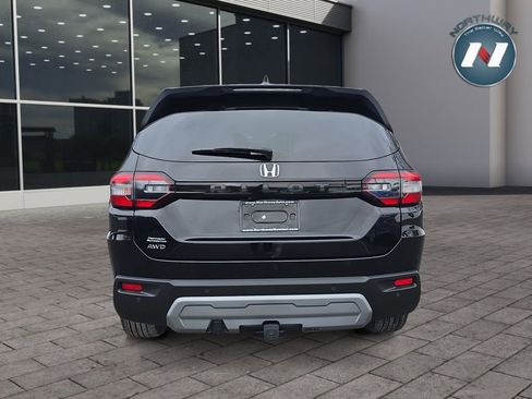 Used 2023 Honda Pilot EX-L image 4