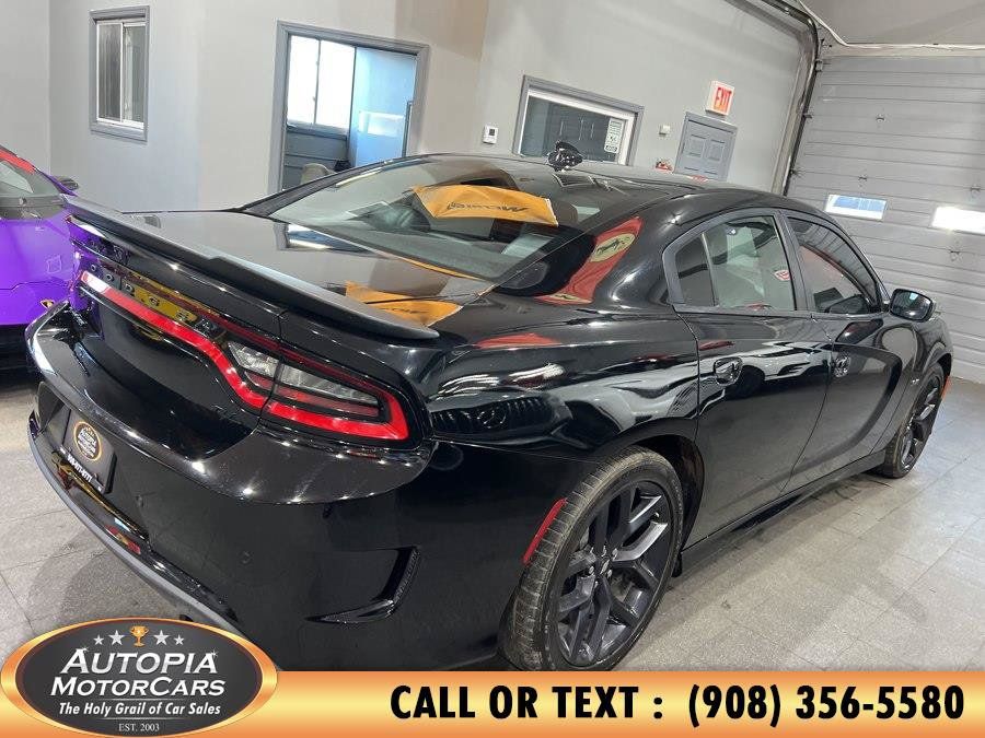 Used 2023 Dodge Charger R/T w/ Plus Group RWD image 5