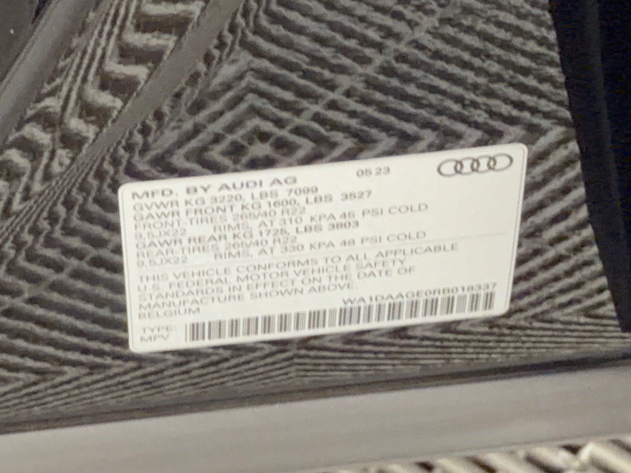 Used 2024 Audi Q8 e-tron Prestige AWD/4WD image 33
