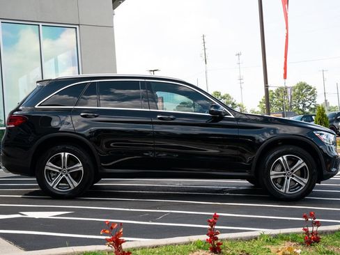 Used 2021 Mercedes-Benz GLC 300 4MATIC w/ Premium Package image 12