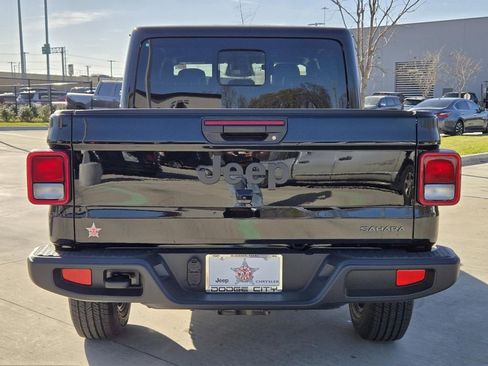 New 2026 Jeep Gladiator Sport AWD/4WD image 4