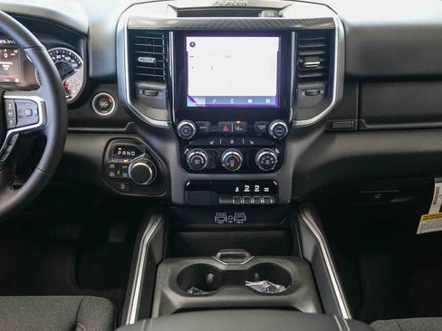 New 2026 RAM 1500 Big Horn AWD/4WD image 14