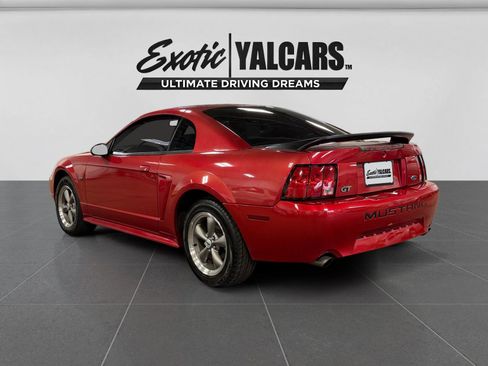 Used 2000 Ford Mustang GT RWD image 3