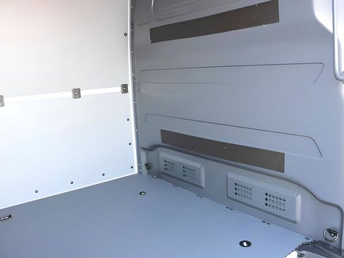 New 2025 Mercedes-Benz Sprinter 2500 image 24