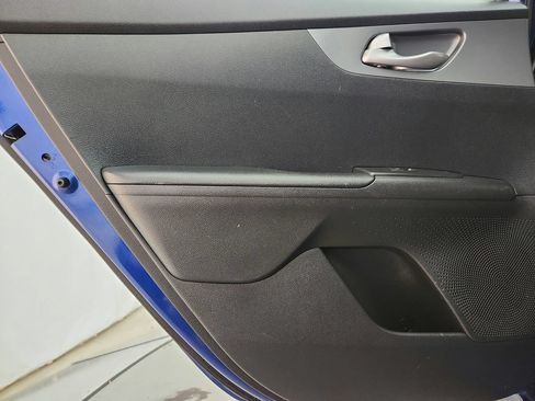 Used 2020 Kia Forte LXS FWD image 19