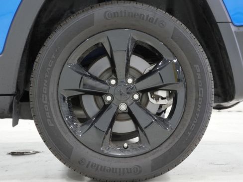 Used 2023 Jeep Cherokee Altitude Lux w/ Lux Elite Package AWD/4WD image 10