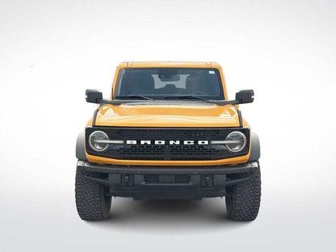 Certified 2022 Ford Bronco Wildtrak AWD/4WD image 3