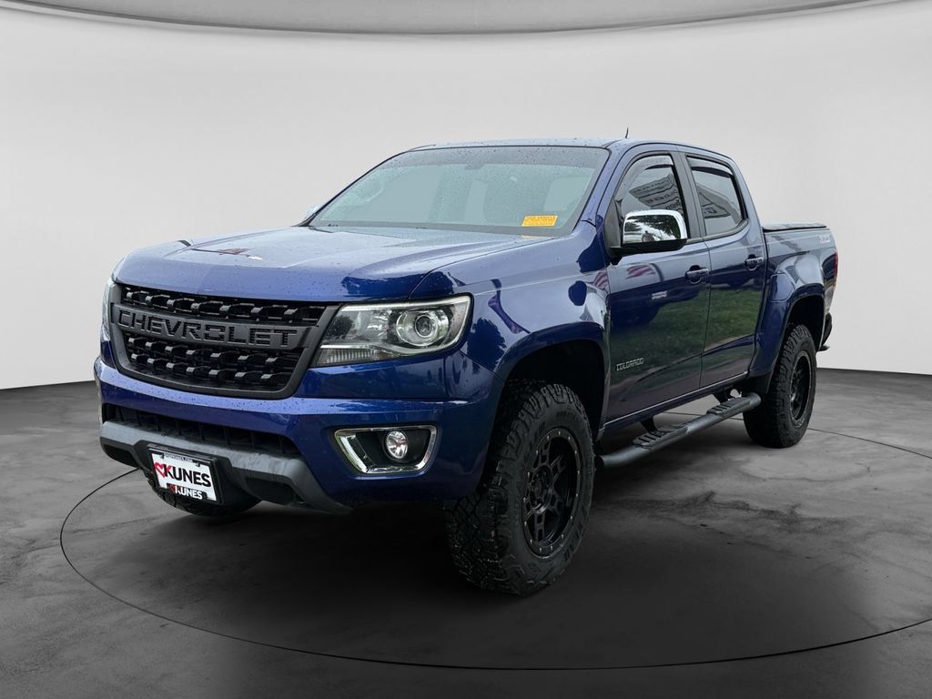 Used 2016 Chevrolet Colorado Z71 AWD/4WD image 3