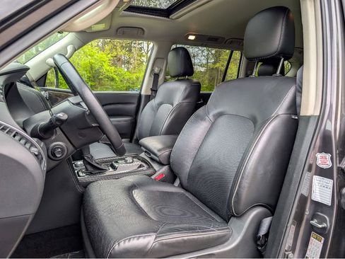 Used 2024 INFINITI QX80 Luxe AWD/4WD image 16