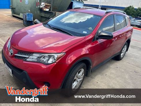 Used 2015 Toyota RAV4 LE FWD image 1