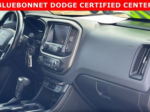 Used 2019 Chevrolet Colorado Z71 AWD/4WD image 28