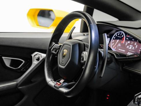Used 2018 Lamborghini Huracan LP 580-2 image 86