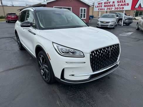 Used 2024 Lincoln Corsair Reserve w/ Equipment Group 201A AWD/4WD image 3