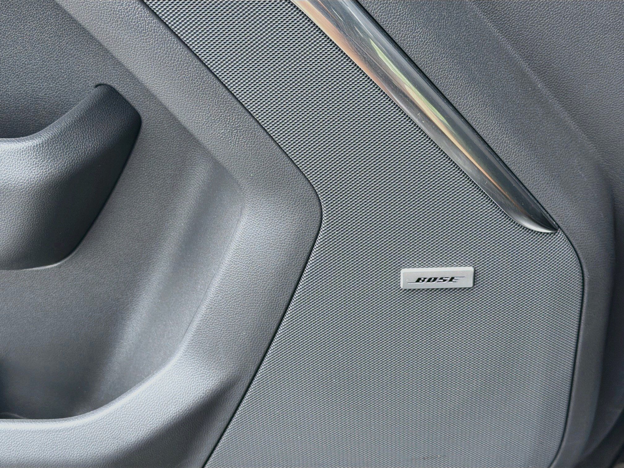 Used 2022 GMC Yukon Denali w/ Denali Premium Package RWD image 19