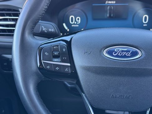 Used 2023 Ford Escape Platinum image 24