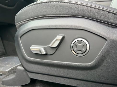 New 2026 Hyundai Santa Fe Limited AWD/4WD image 23