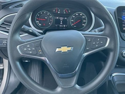 Used 2024 Chevrolet Malibu LT image 14