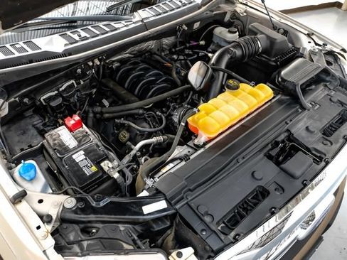 Used 2017 Ford F150 Lariat RWD image 50
