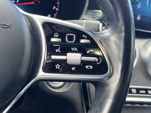 Used 2020 Mercedes-Benz GLC 300 4MATIC image 37