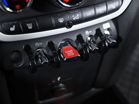 Used 2020 MINI Cooper Countryman S w/ Storage Package image 17