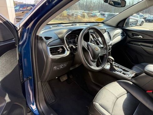Used 2022 Chevrolet Equinox Premier image 25