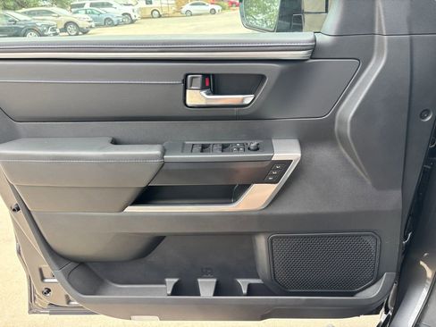 New 2025 Toyota Tundra Platinum image 22