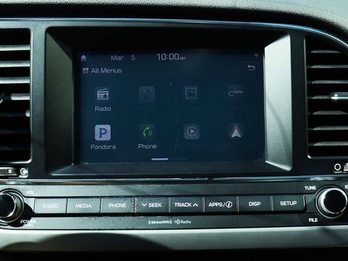 Used 2017 Hyundai Elantra SE image 47