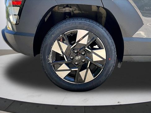 Used 2024 Hyundai Kona SEL w/ Convenience Package AWD/4WD image 36