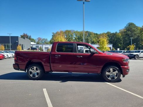 New 2026 RAM 1500 Express image 17