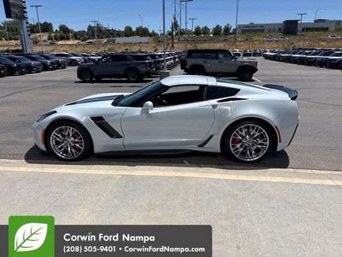 Used 2019 Chevrolet Corvette Z06 w/ Battery Protection Package RWD image 8