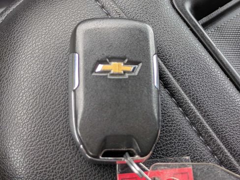 Used 2021 Chevrolet Silverado 1500 LT Trail Boss AWD/4WD image 27