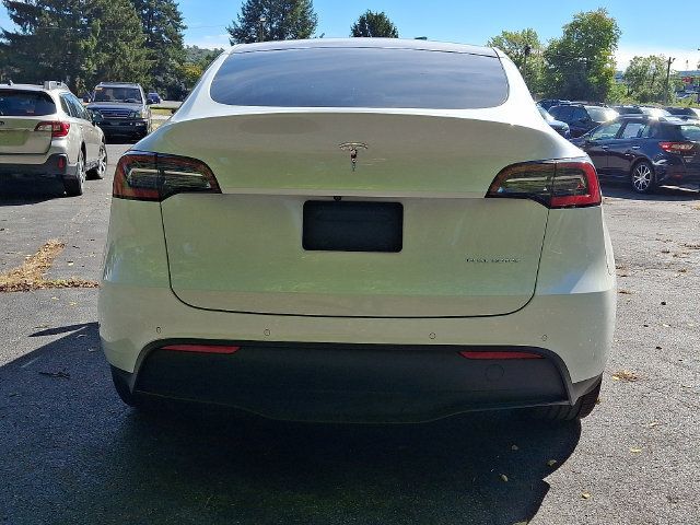Used 2021 Tesla Model Y Long Range AWD/4WD image 6