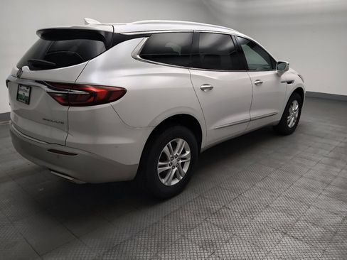Used 2018 Buick Enclave Essence FWD image 10