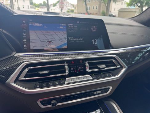 Used 2022 BMW X5 M w/ Competition Package AWD/4WD image 19