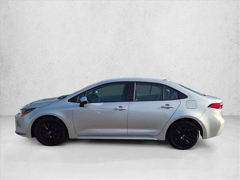 Used 2026 Toyota Corolla LE FWD image 8