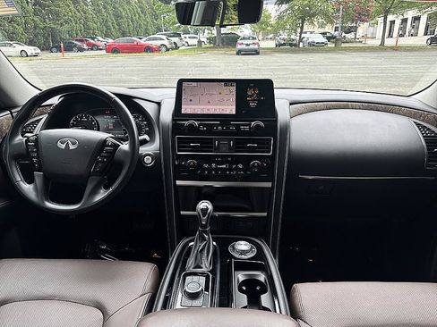 Certified 2023 INFINITI QX80 Premium Select w/ Cargo Package AWD/4WD image 19