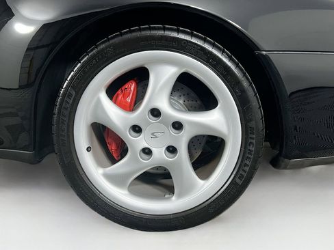 Used 1998 Porsche 911 Carrera 4S AWD/4WD image 29