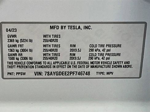 Used 2023 Tesla Model Y Long Range AWD/4WD image 30