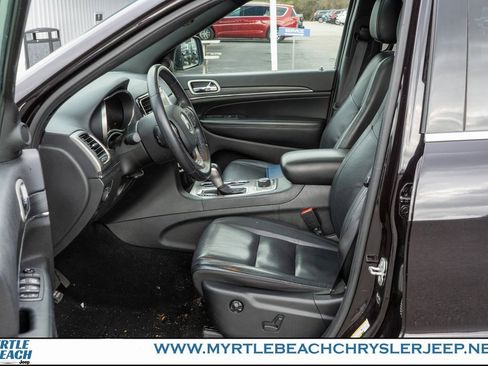 Certified 2021 Jeep Grand Cherokee Limited image 17