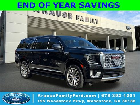 Used 2022 GMC Yukon XL Denali image 1