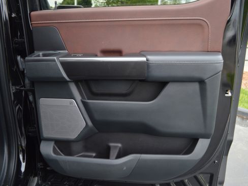 Used 2021 Ford F150 Lariat image 36