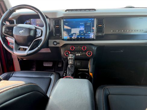 Used 2021 Ford Bronco Badlands image 12