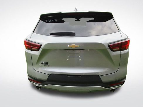 Used 2023 Chevrolet Blazer LT image 8